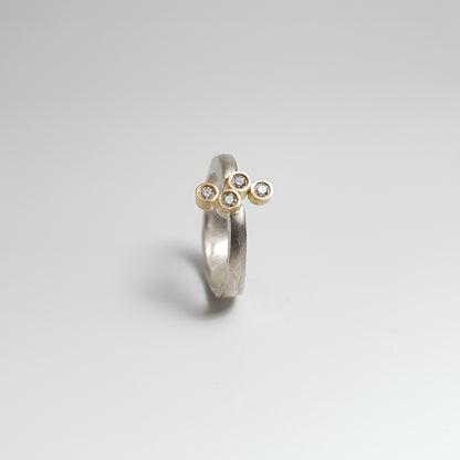 Ring from the forJa collection.